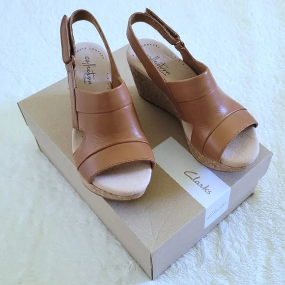 Clarks Shoes Hp Clarks Annadel Ivory Tan Sandals Nib Poshmark